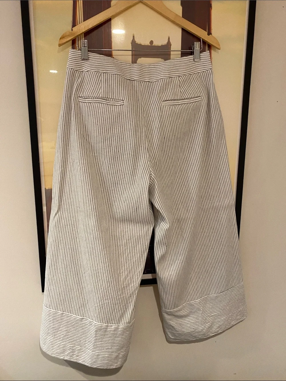 BANANA REPUBLIC